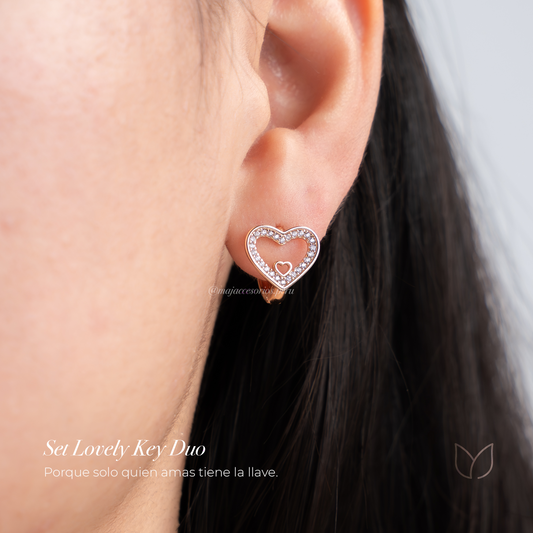 Set Lovely Key Duo — Collar y aretes con significado