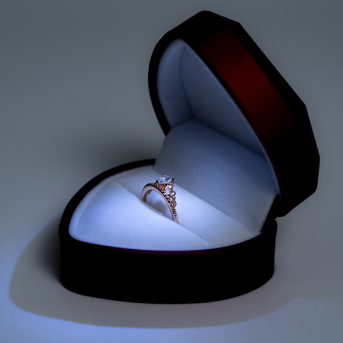 Anillo Promesa Royal — Un amor digno de reinar