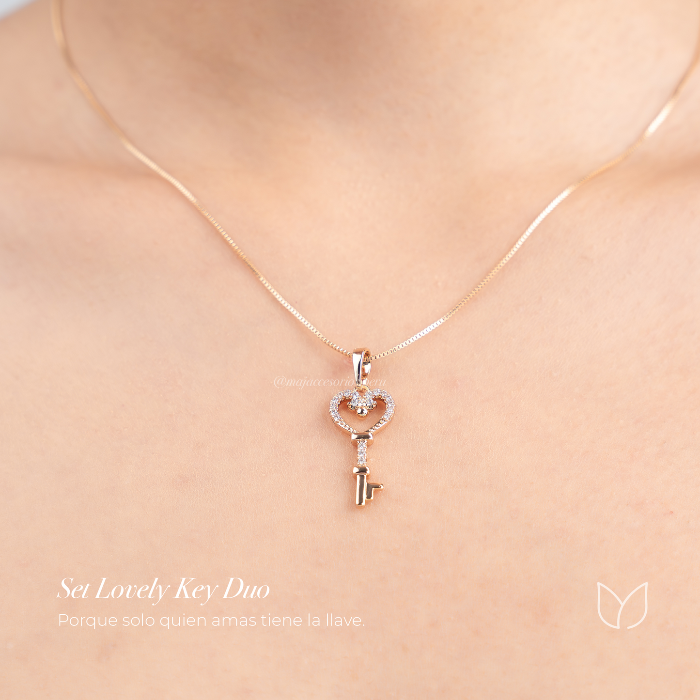 Set Lovely Key Duo —  Collar y aretes con significado