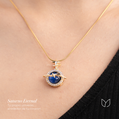 Saturno Eternal — Collar Astral  Tu propio universo, alrededor de tu corazón.